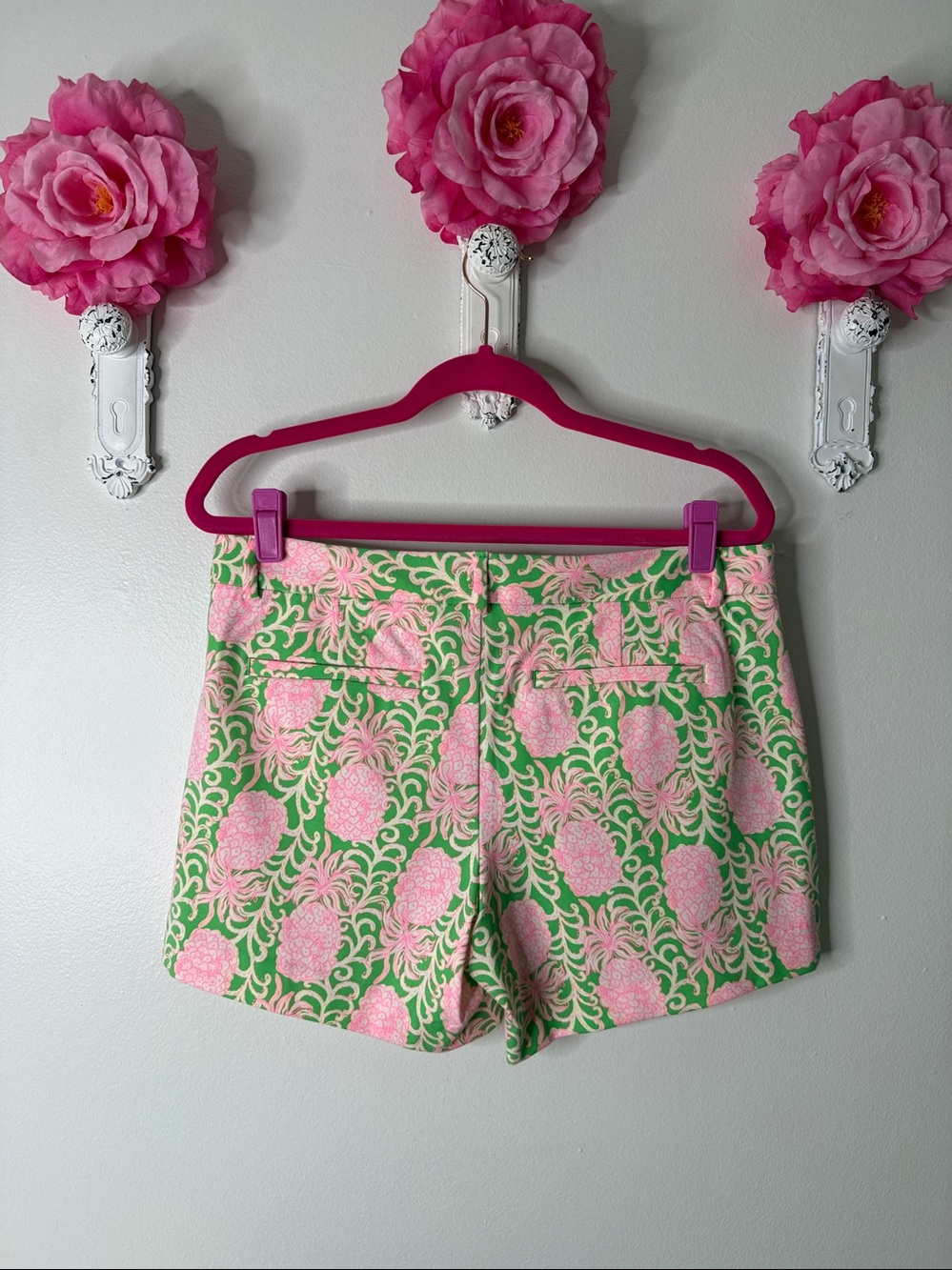 Lilly Pulitzer Callahan Knit Shorts, Fauna Green Party Like A Pineapple, 8. - Picture 5 of 12